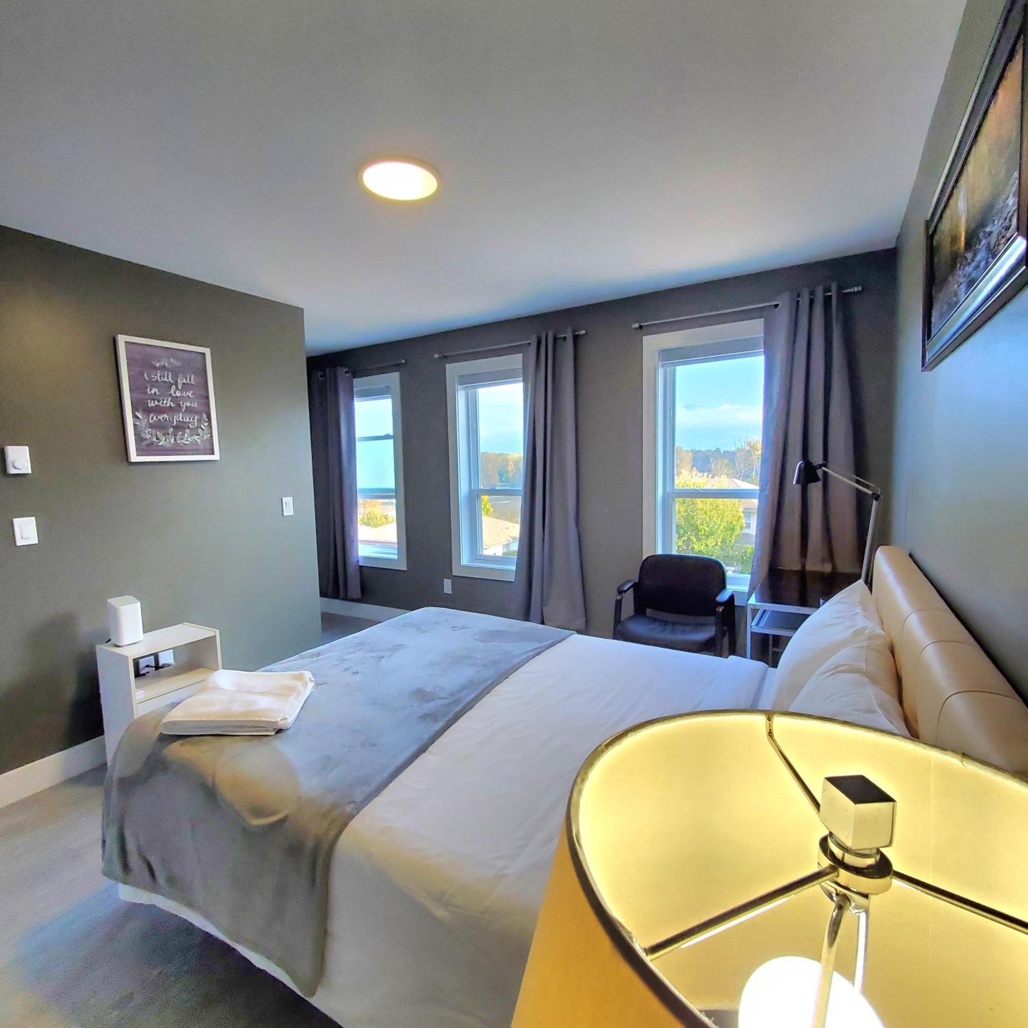 Mountain Retreat 3 Bedroom Garden House Near Heritage Park, Coliseum , Hwy 1, Fishing, Cultus Lake Чилівак Номер фото